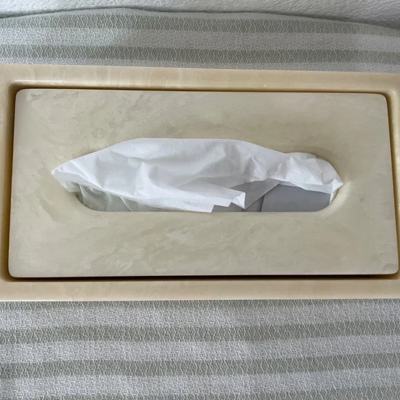MCM Tissue Holder, Heavy, Similar To Marble Yellow VTG solofficialkw.com